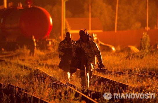 СЭС: уровень загрязнения воздуха в районе пожара на нефтебазе в норме