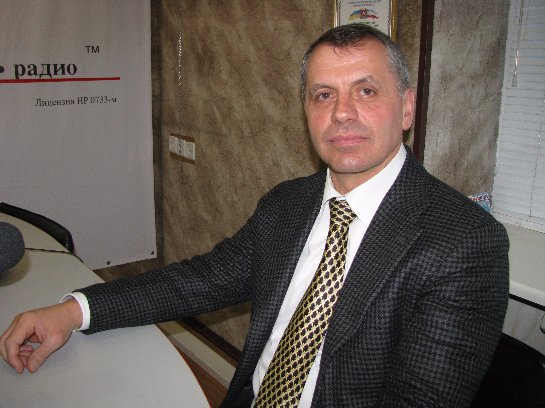 Спикер крымского парламента показал свою бескорыстность тем, что отказался от государственной помощи на коммандировки