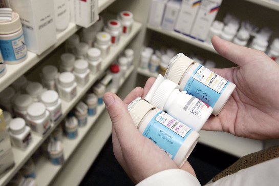 Государство будет закупать меньше лекарств иностранного происхождения