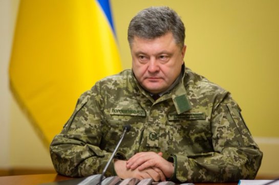 Порошенко хочет изъять норму об обнародовании сроков призыва