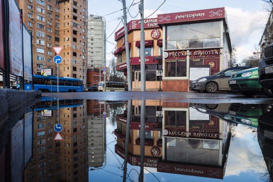 В Москве начали работы по сносу уличных павильонов