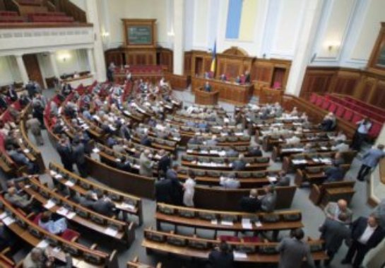 Новое украинское правительство начнет работу с отзыва законопроектов
