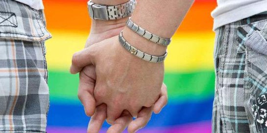 в Самаре задержали американца, венчавшего однополые российские пары