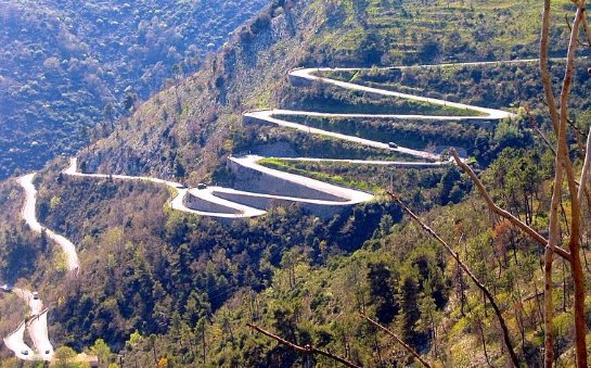 Крымское плато Ай-Петри хотят очистить от незаконного самостроя