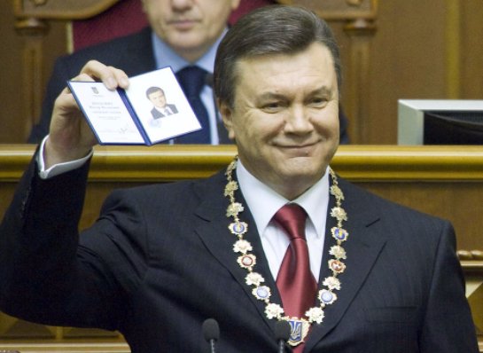 Украинцы просят вернуть Виктора Януковича